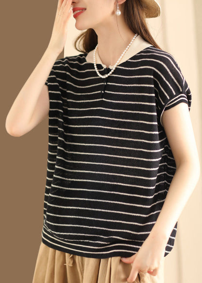 Effortlessly Elegant Top with a Timeless Design