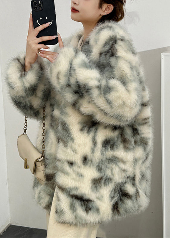 Sophisticated Coat with a Clean Classic Look