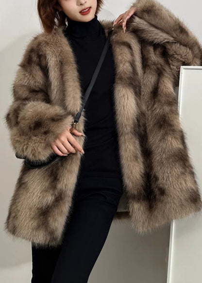 Sophisticated Coat with a Clean Classic Look