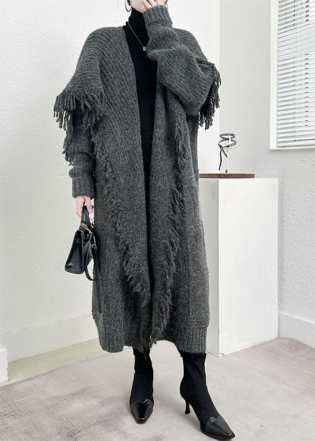 Elegantly Styled Cardigan for Everyday Wear