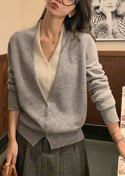 Beautifully Finished Sweater in a Timeless Design