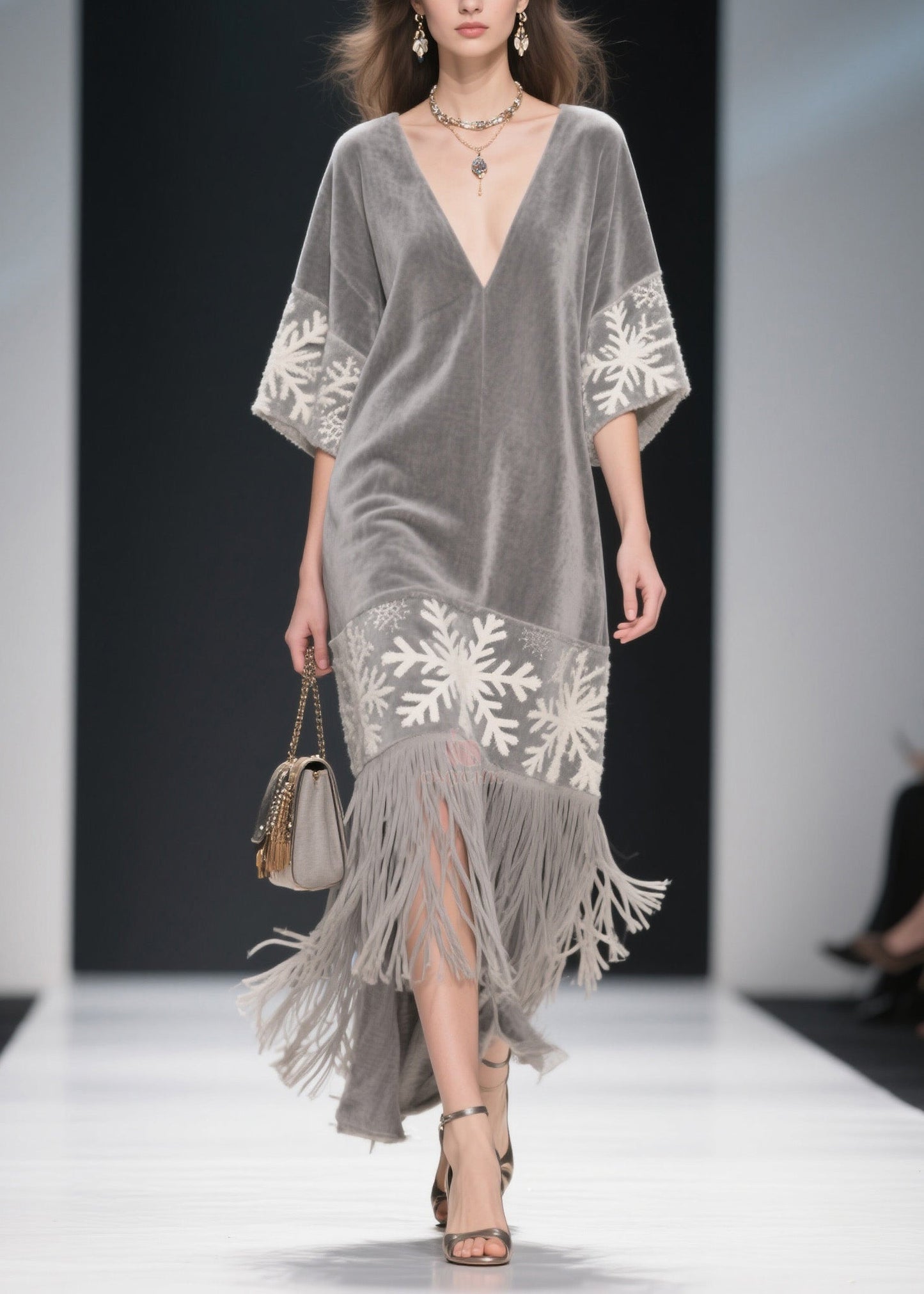 Gracefully Styled Dress for Any Occasion