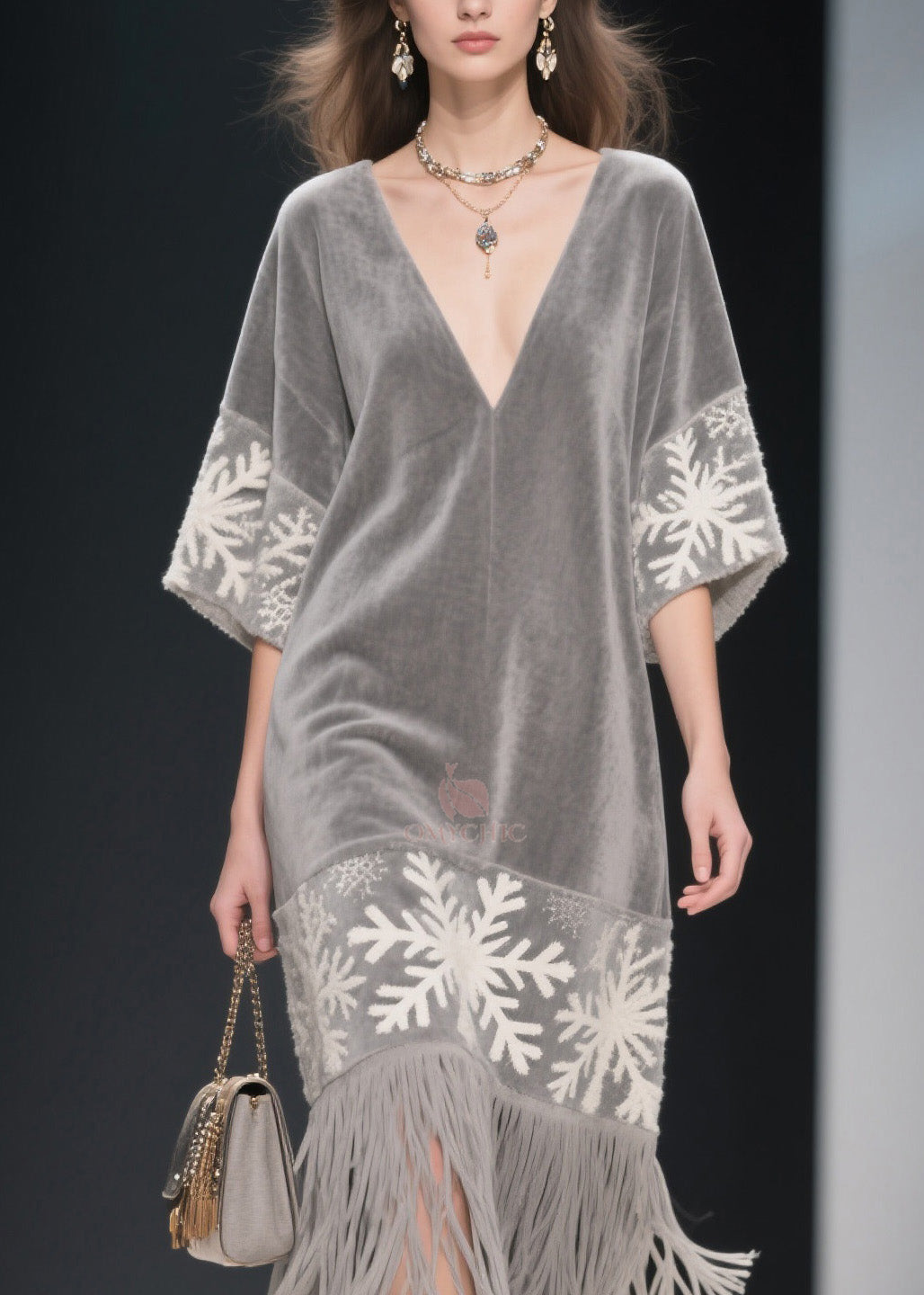 Gracefully Styled Dress for Any Occasion