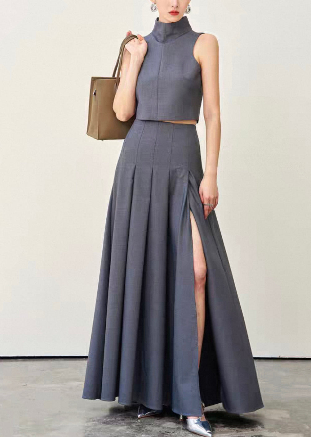 Sophisticated Garment with a Clean Classic Look