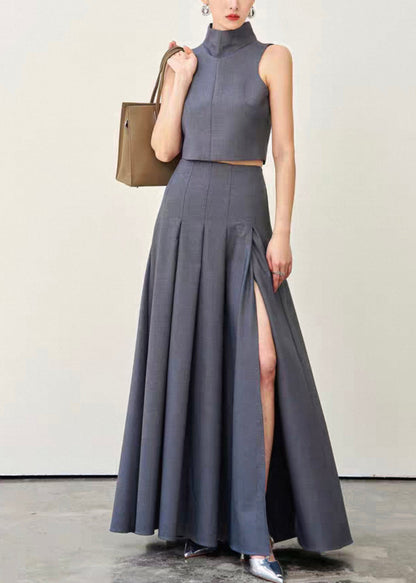 Sophisticated Garment with a Clean Classic Look