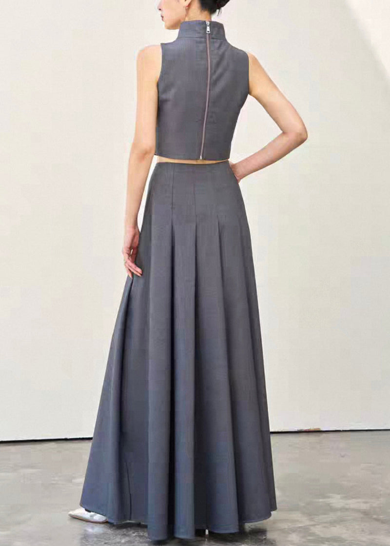 Sophisticated Garment with a Clean Classic Look