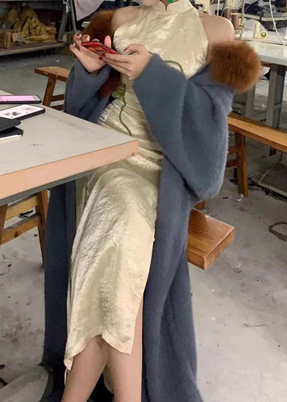 Classic Vintage Coat with a Flattering Fit