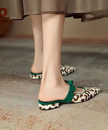 Graceful Orthopedic Sandals for Modern Look