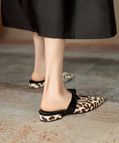 Graceful Orthopedic Sandals for Modern Look