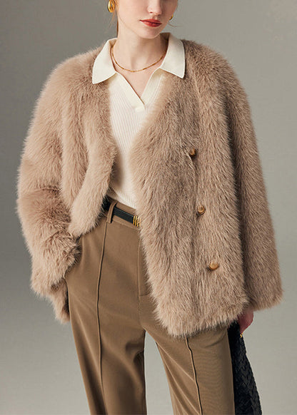 Gracefully Styled Coat for Any Occasion