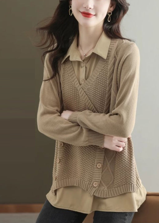 A Vintage Style Top with Delicate Timeless Details