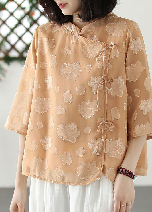 Effortlessly Elegant Shirt with a Timeless Design