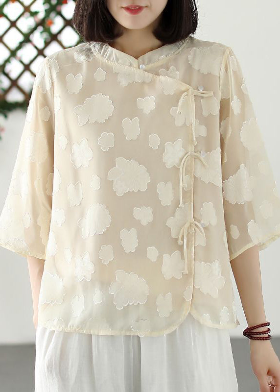 Effortlessly Elegant Shirt with a Timeless Design