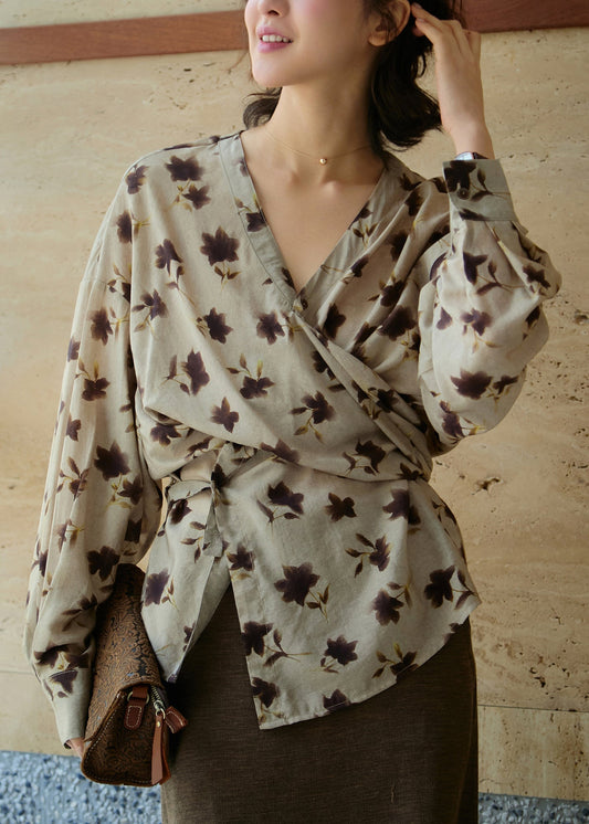 A Vintage Style Top with Delicate Timeless Details