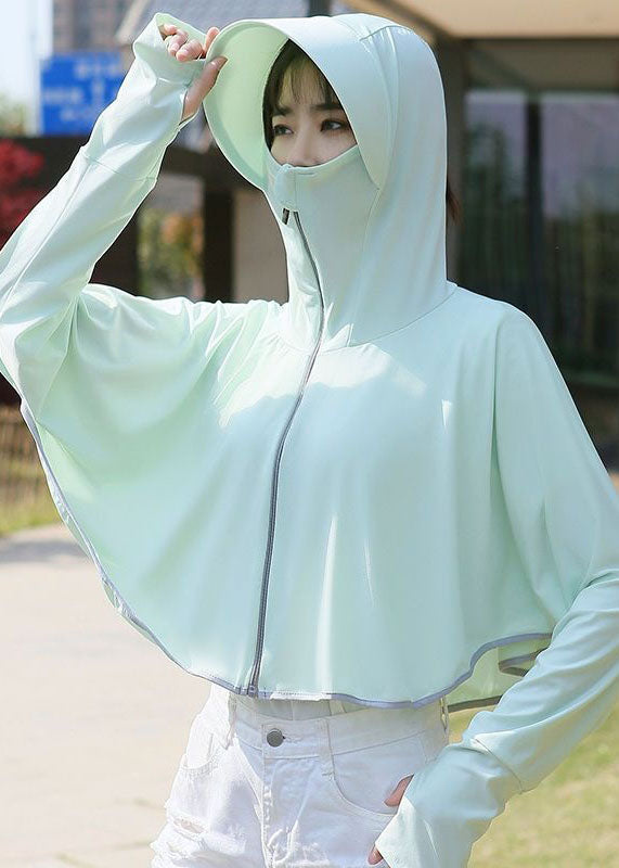 Beautifully Finished Coat in a Timeless Design