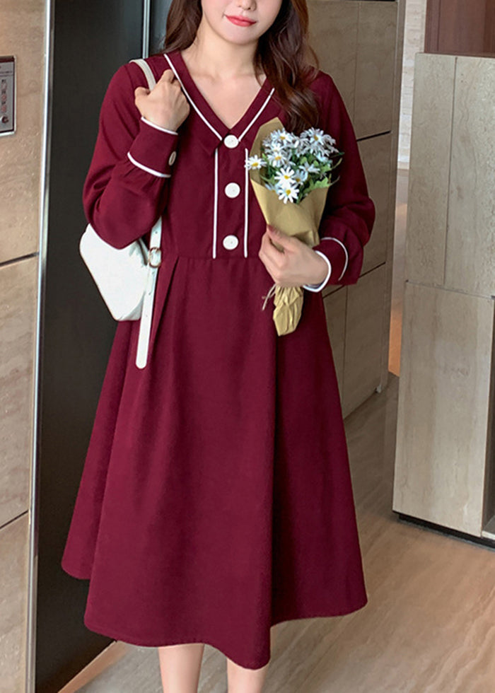 Well Tailored Dress with a Graceful Silhouette
