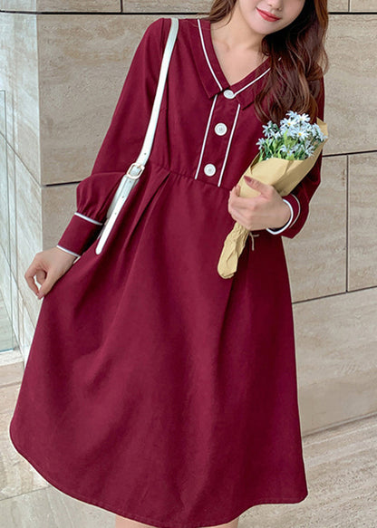 Well Tailored Dress with a Graceful Silhouette