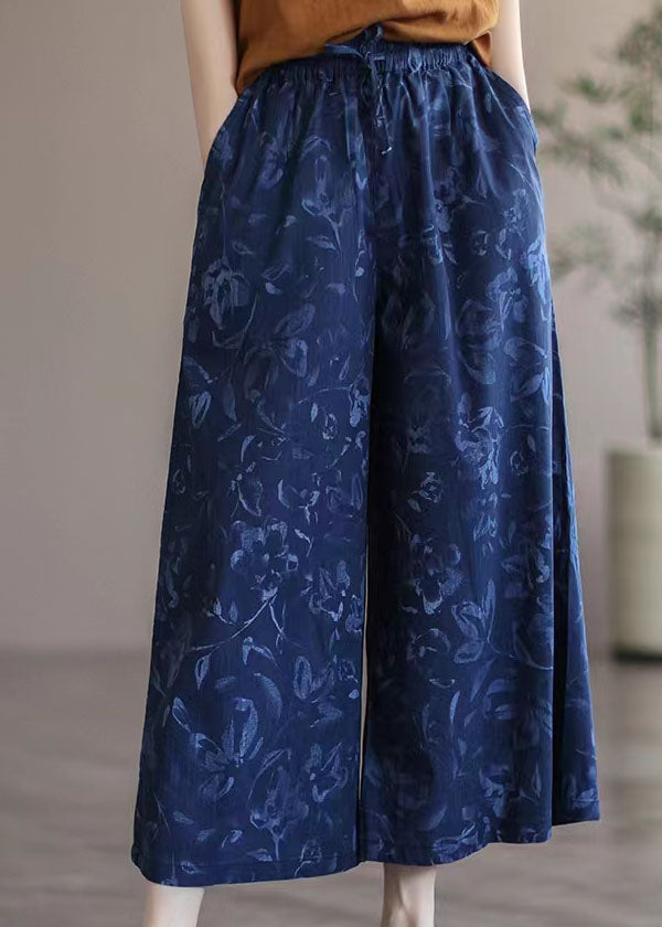 Effortlessly Elegant Pants with a Timeless Design