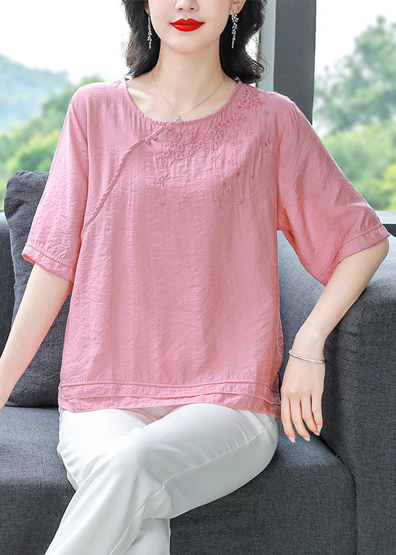 Effortlessly Elegant Blouse with a Timeless Design