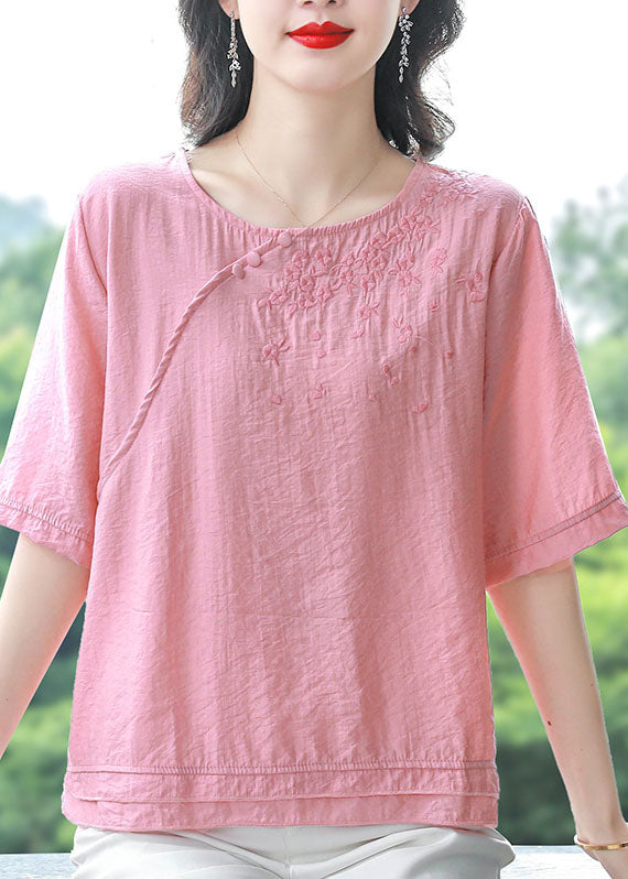 Effortlessly Elegant Blouse with a Timeless Design