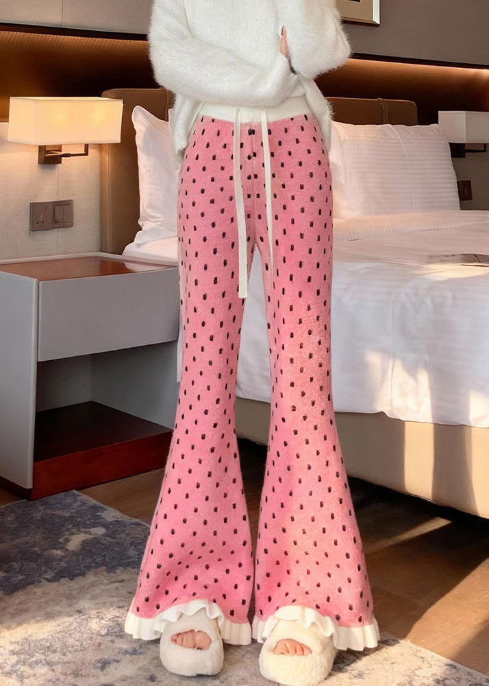 Well Tailored Trousers with a Graceful Silhouette
