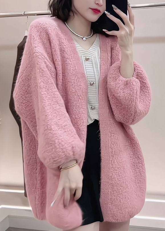 Classic Vintage Cardigan with a Flattering Fit