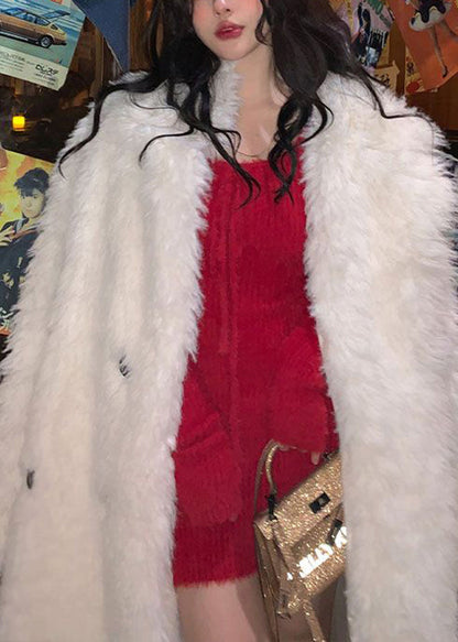 Elegantly Styled Coat for Everyday Wear
