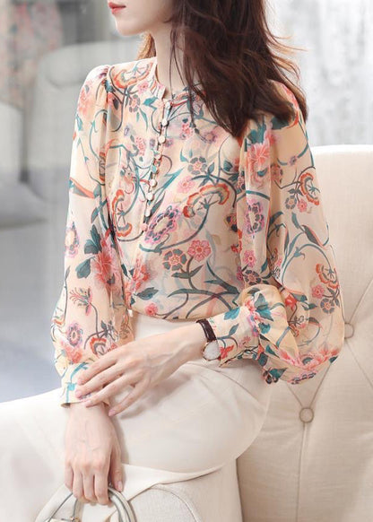Well Tailored Shirt with a Graceful Silhouette