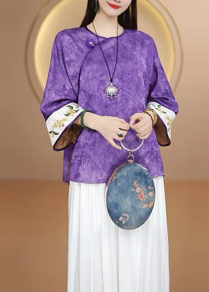 Beautifully Finished Blouse in a Timeless Design