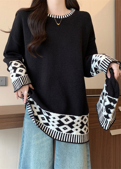 Effortlessly Elegant Sweater with a Timeless Design