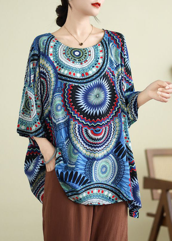 Effortlessly Elegant Top with a Timeless Design