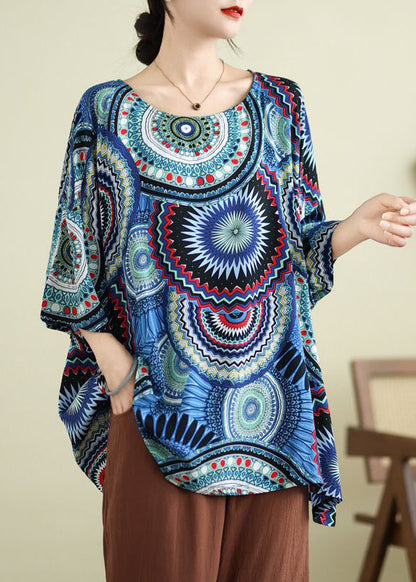 Effortlessly Elegant Top with a Timeless Design
