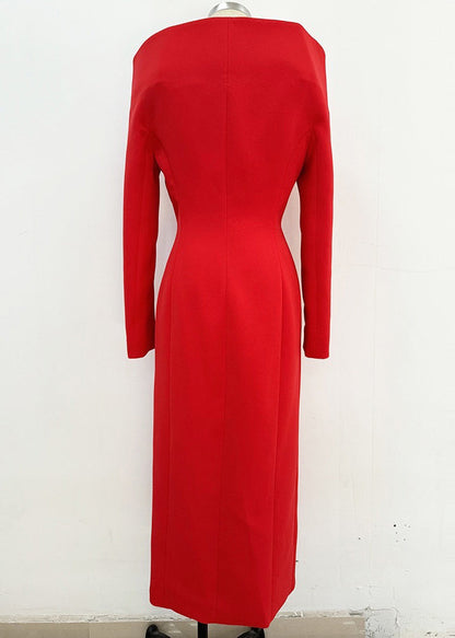 Beautifully Crafted Dress in a Classic Style