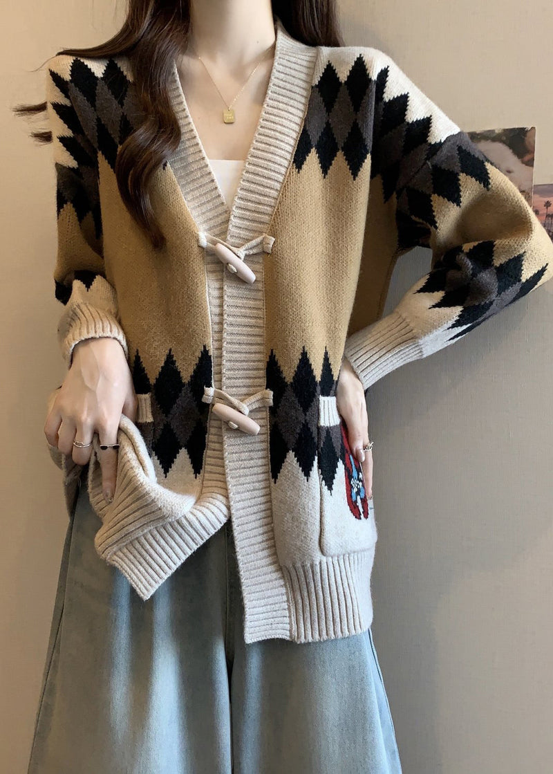 Polished Cardigan with an Effortless Classic Look