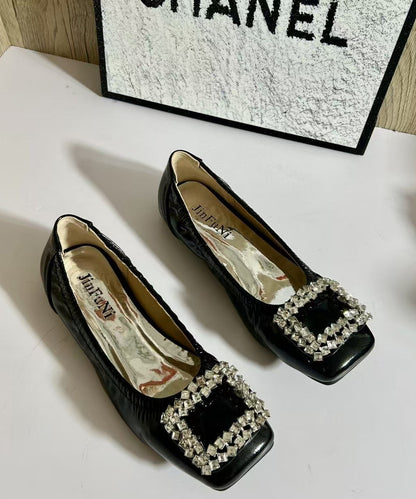 Beautifully Crafted Orthopedic Shoes