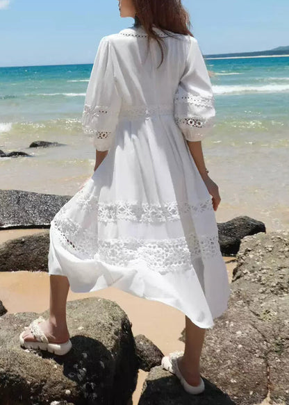 Well Tailored Dress with a Graceful Silhouette