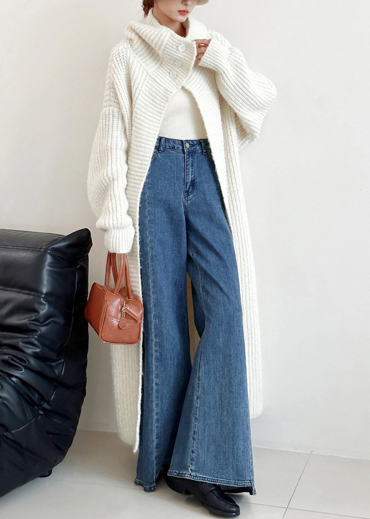 Classic Vintage Cardigan with a Flattering Fit