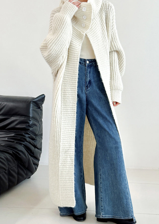 Classic Vintage Cardigan with a Flattering Fit