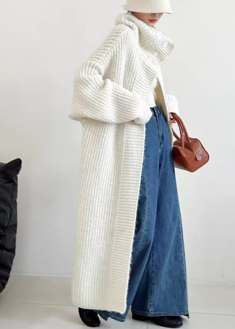 Classic Vintage Cardigan with a Flattering Fit