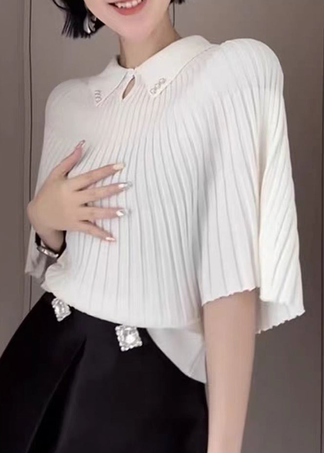 Classic Vintage Sweater with a Flattering Fit