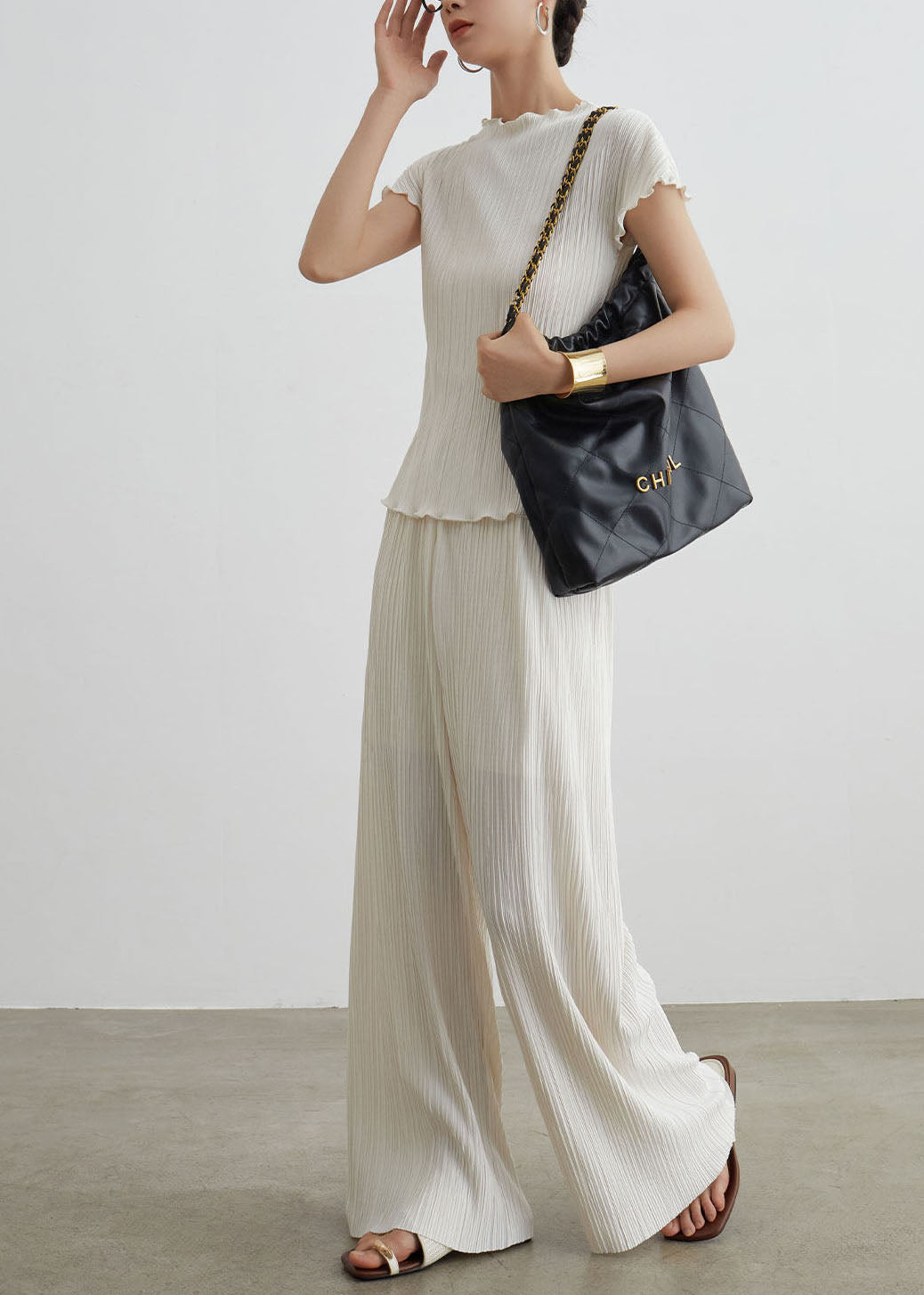 Gracefully Styled Shirt for Any Occasion