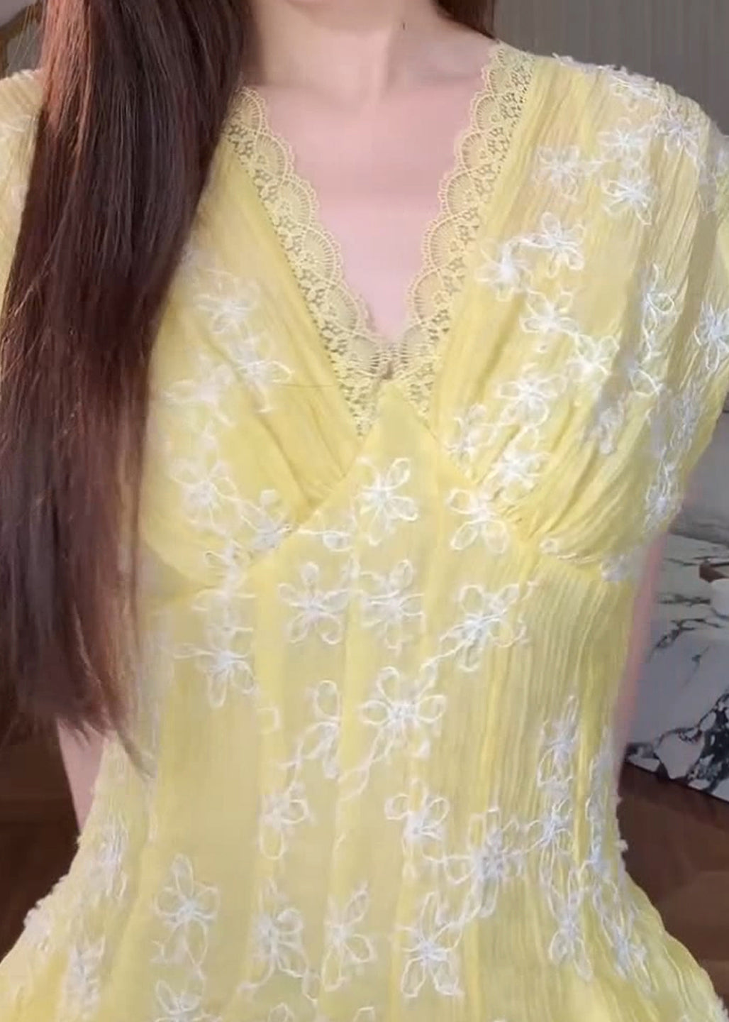 Effortlessly Elegant Shirt with a Timeless Design
