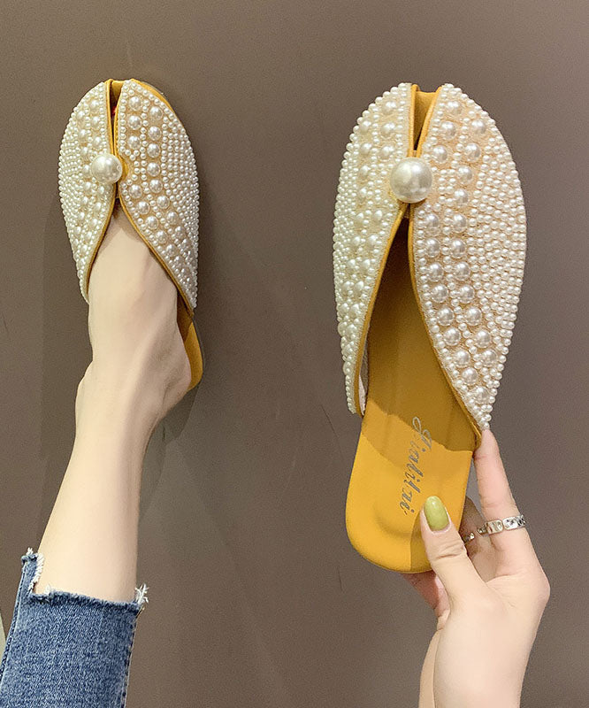 Graceful Orthopedic Sandals for Modern Look
