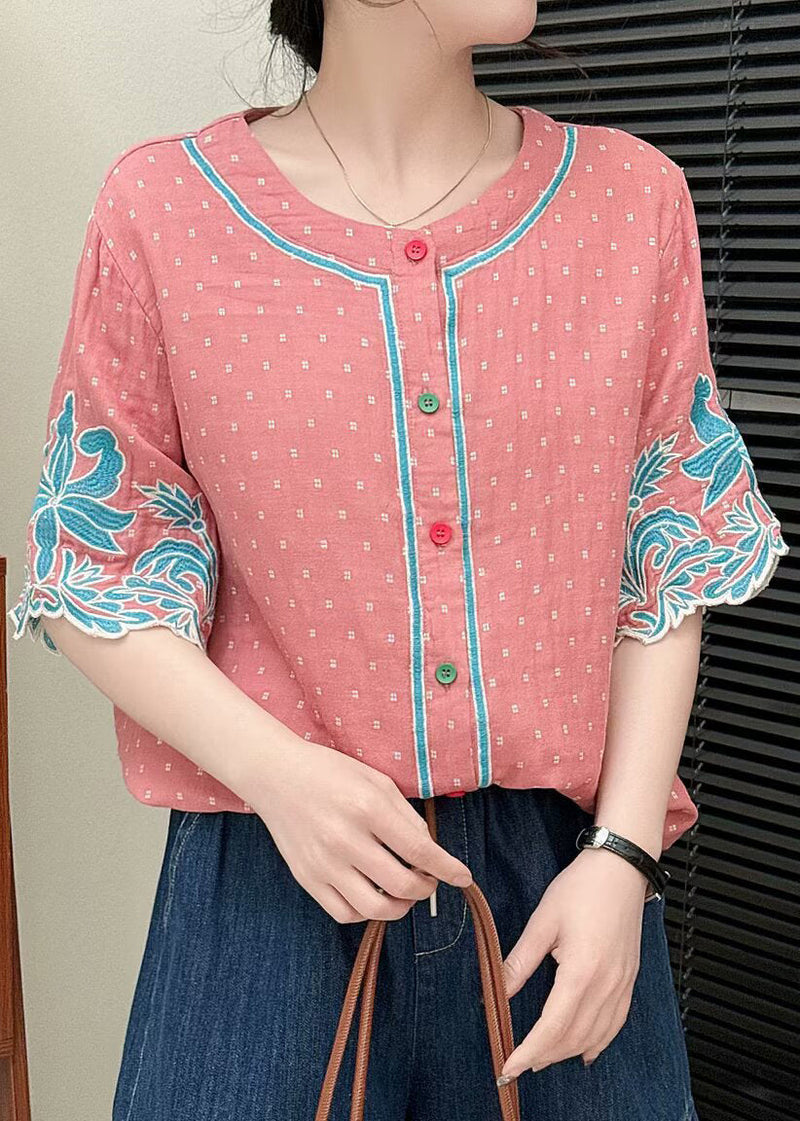 Classic Vintage Shirt with a Flattering Fit