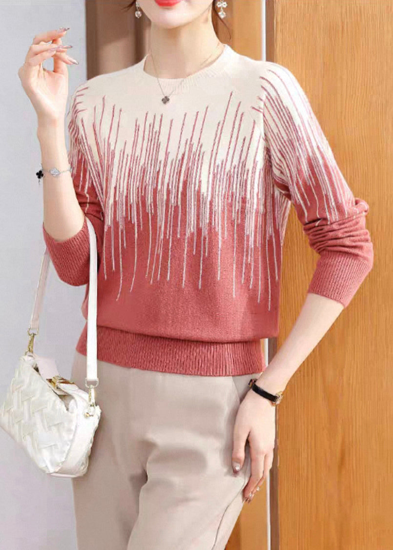 Classic Vintage Sweater with a Flattering Fit