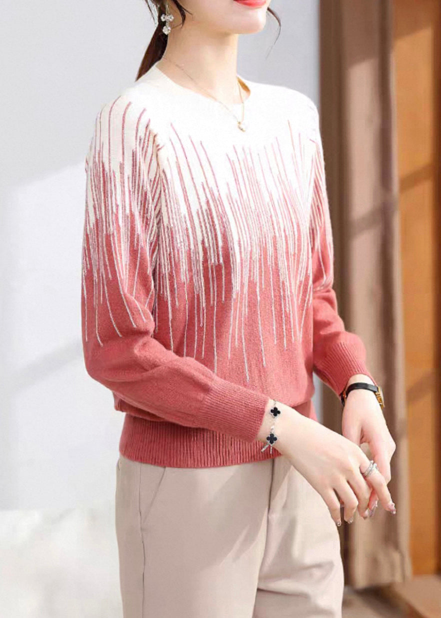Classic Vintage Sweater with a Flattering Fit