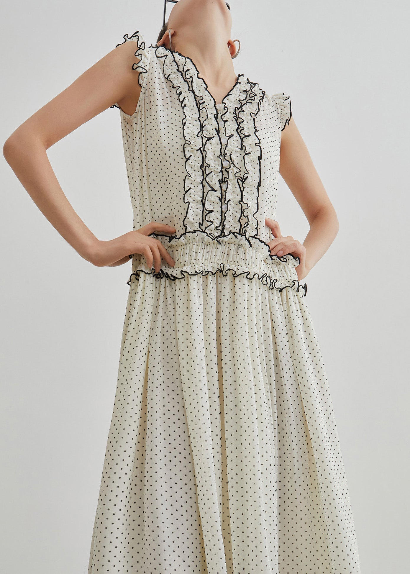 Gracefully Styled Dress for Any Occasion