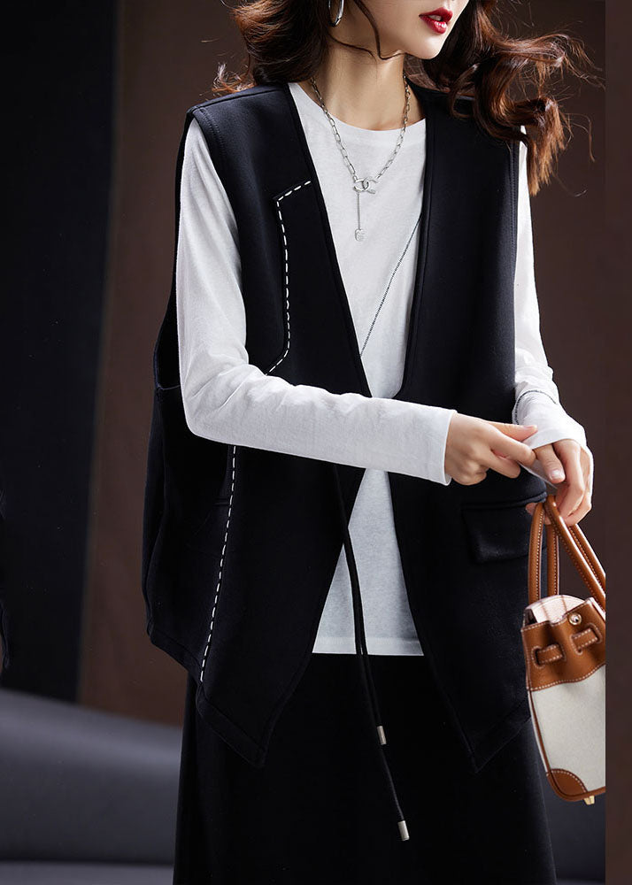 Elegantly Styled Coat for Everyday Wear