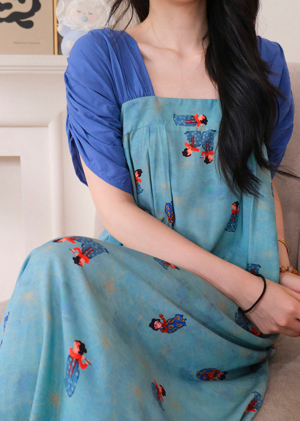 Well Tailored Dress with a Graceful Silhouette