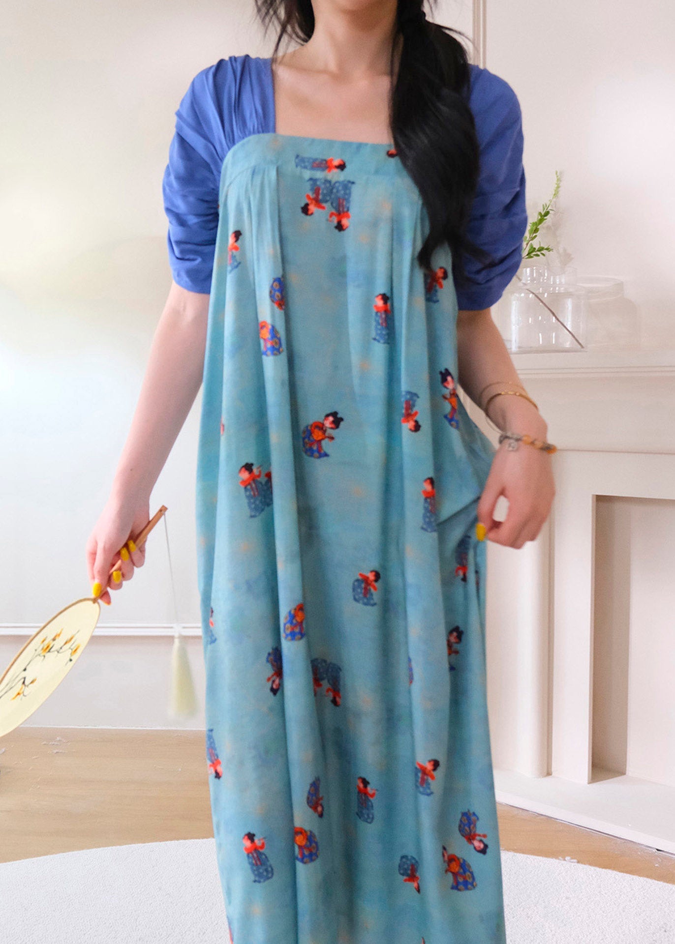 Well Tailored Dress with a Graceful Silhouette